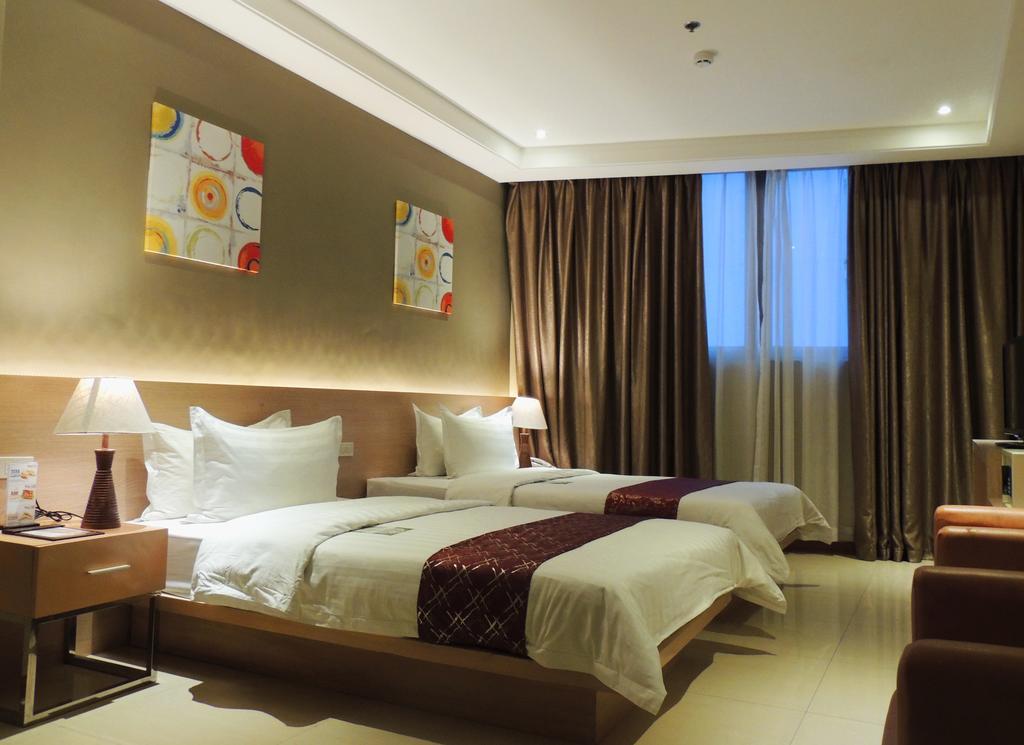 Dela Chambre Hotel Manila Exterior photo