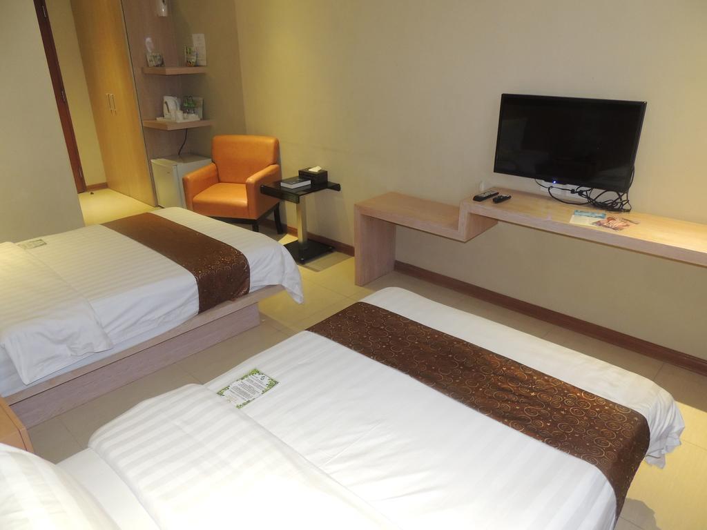 Dela Chambre Hotel Manila Exterior photo